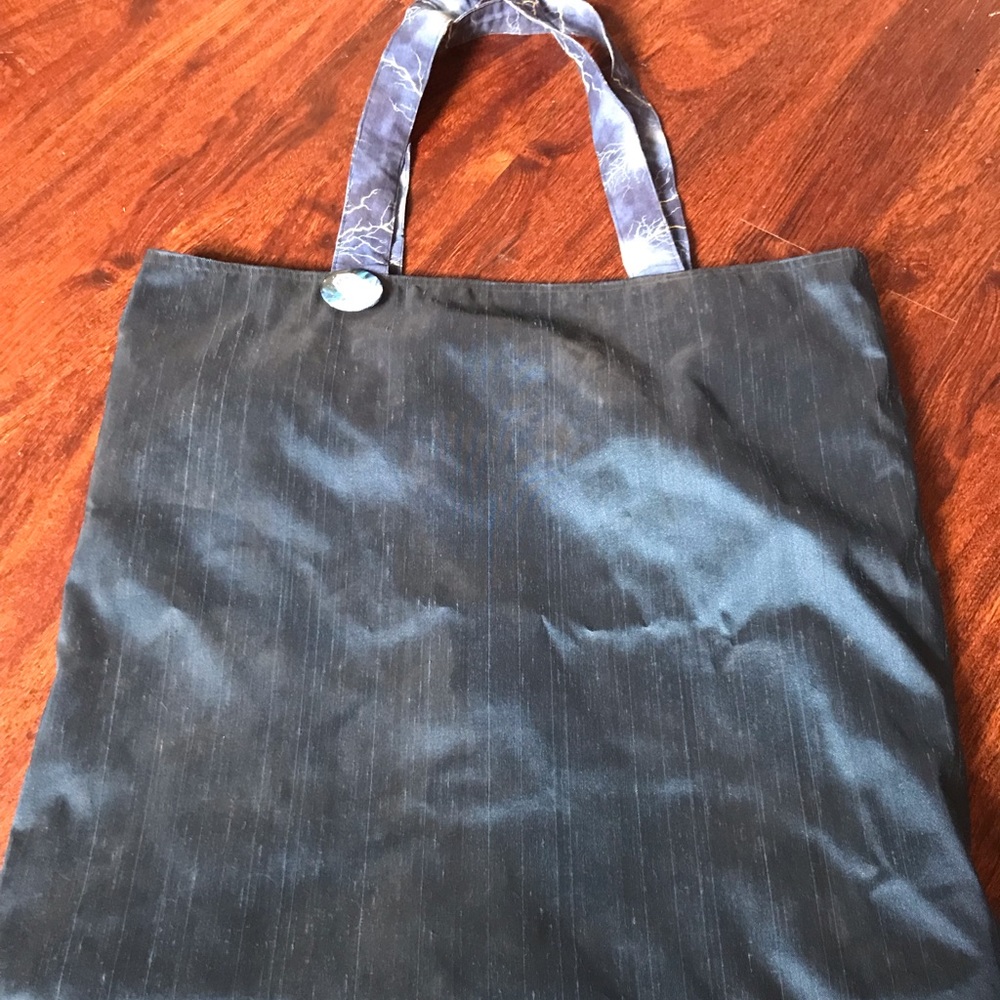 Hand made Knitting Tote with Doctor Who Pin. Lightning accents